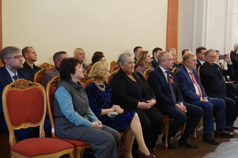 https://vologdazso.ru/upload/medialibrary/56d/56d14f862206cc354d099462ad49a5fc.jpg