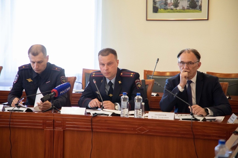 https://vologdazso.ru/upload/medialibrary/7d1/0oq7bcbnbbv8tyn54qubcu1q3l7ssdaf.jpg