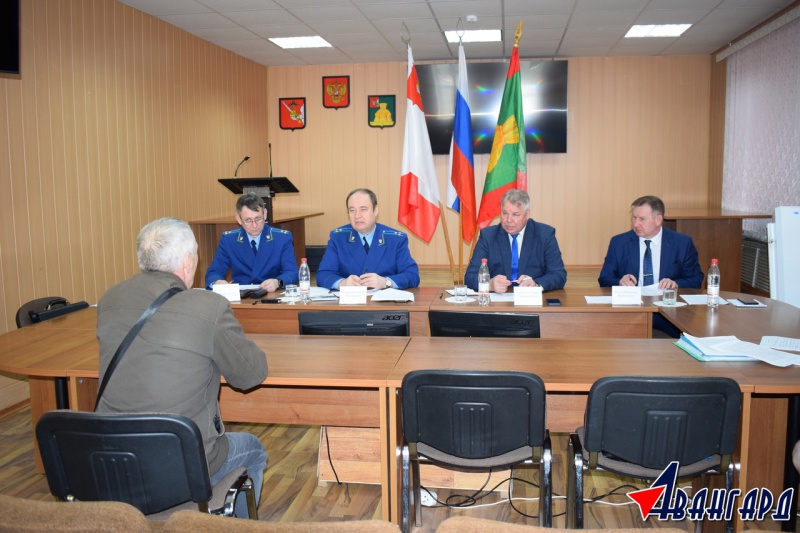 https://vologdazso.ru/upload/medialibrary/8d9/8d94e6bef0a9944a29220e6b92a61ce4.jpg