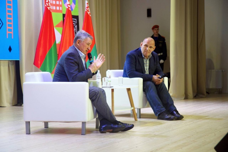 https://vologdazso.ru/upload/medialibrary/bbc/bbcba3ff20503669472a7865b6d51777.JPG